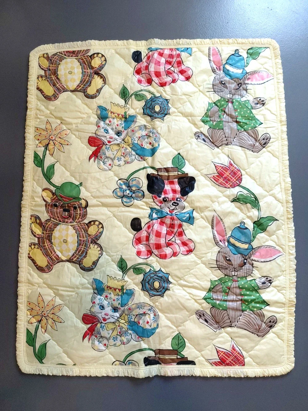 VTG Baby Blanket Quilt Comforter Yellow Anthropomorphic Animals MCM Kitch Sheen